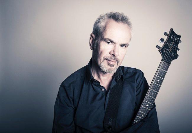 Star News nik kershaw_mit dem Berlin Show Orchestra