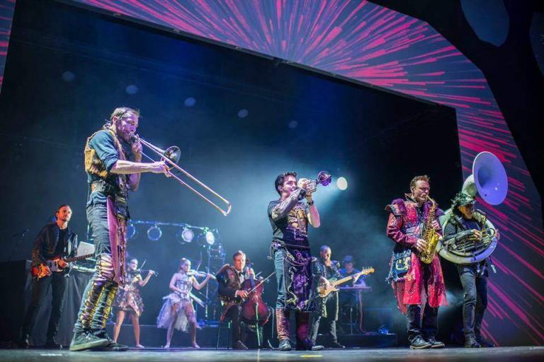 Berlin Show Orchestra rockt den Famab Award