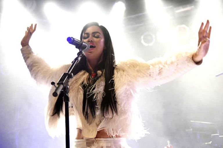 Aura Dione live im Musikzentrum. Hannover, 19.12.2019 *** Aura Dione live at the Music Centre Hanover, 19 12 2019 Foto: Aura Dione Booking Stefan Lohmann international Artist Relations