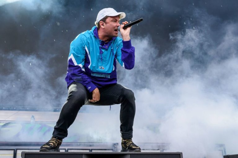 Marteria und Casper beim Auftritt auf dem Musikfestival Lollapalooza im Berliner Olympiastadion snap marteria-booking-stefan-lohmann-artist-relations