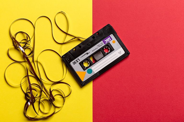 bands-der-90er-black-cassette-tape-pexels-1626481_1200px bands-der-90-stefan-lohmann-live-entertainment