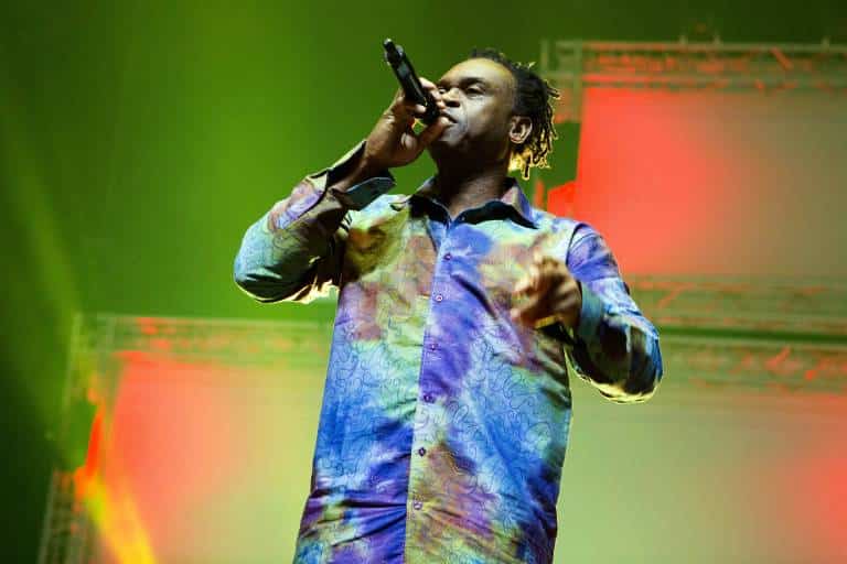 Dr Alban live beim Party Festival Konzert Die Mega 90er live in der Barclaycard Arena Hamburg 24 dr-alban-booking-kuenstlerinformation-stefan-lohmann