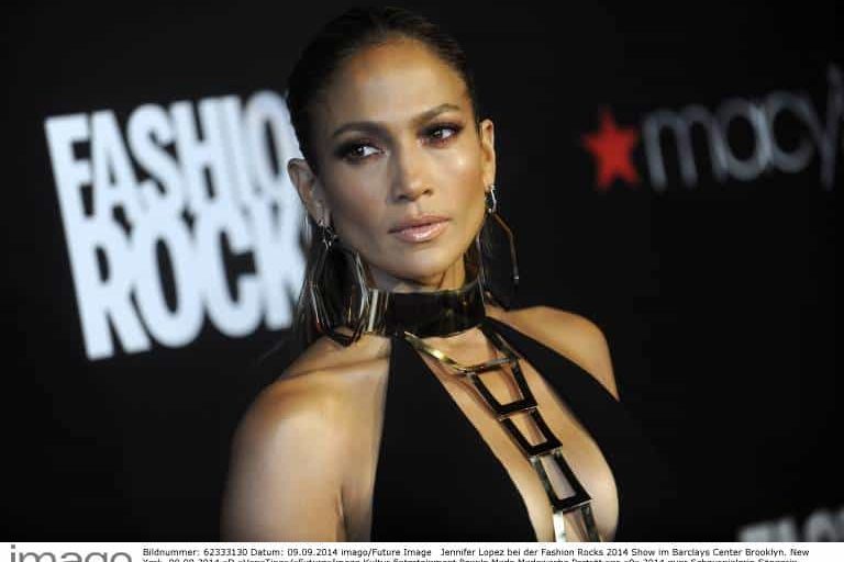 Jennifer Lopez bei der Fashion Rocks 2014 Show im Barclays Center Brooklyn New York 09 09 2014 xD Jennifer Lopez Booking Stefan Lohmann Artist Relations Management