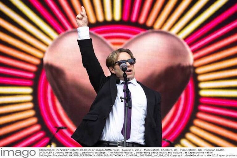 August 6 2017 Macclesfield Cheshire UK Macclesfield UK Musician CLARK DATCHLER Johnny H